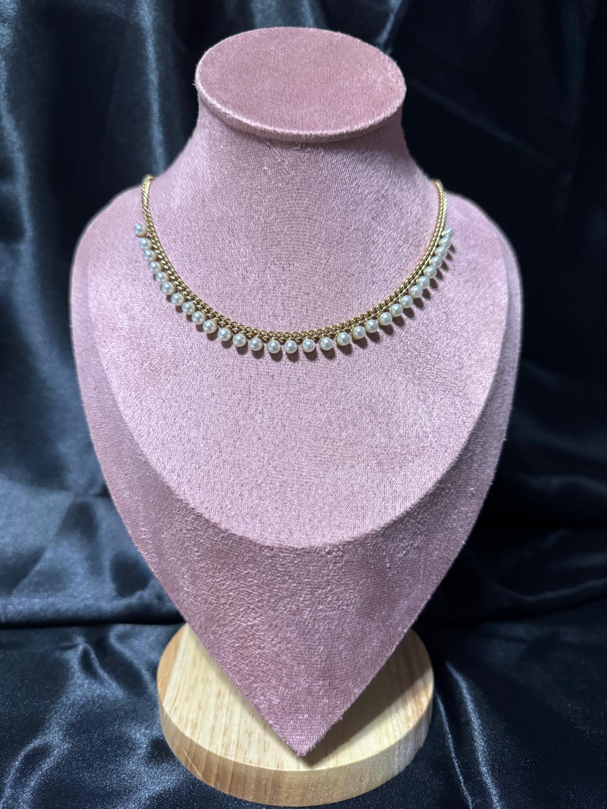 Gold Pearl necklace