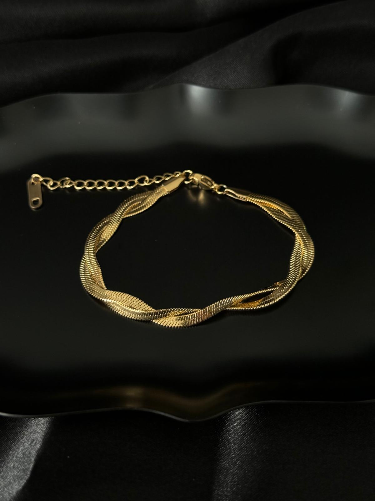 Aisha Gold bracelet