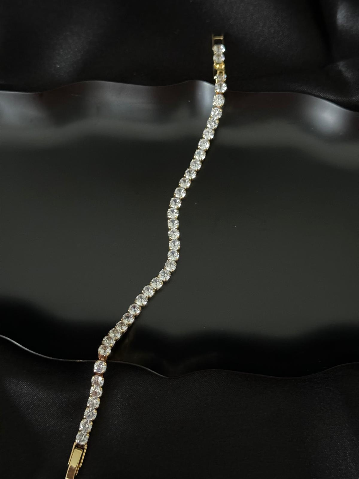 Hasini bracelet