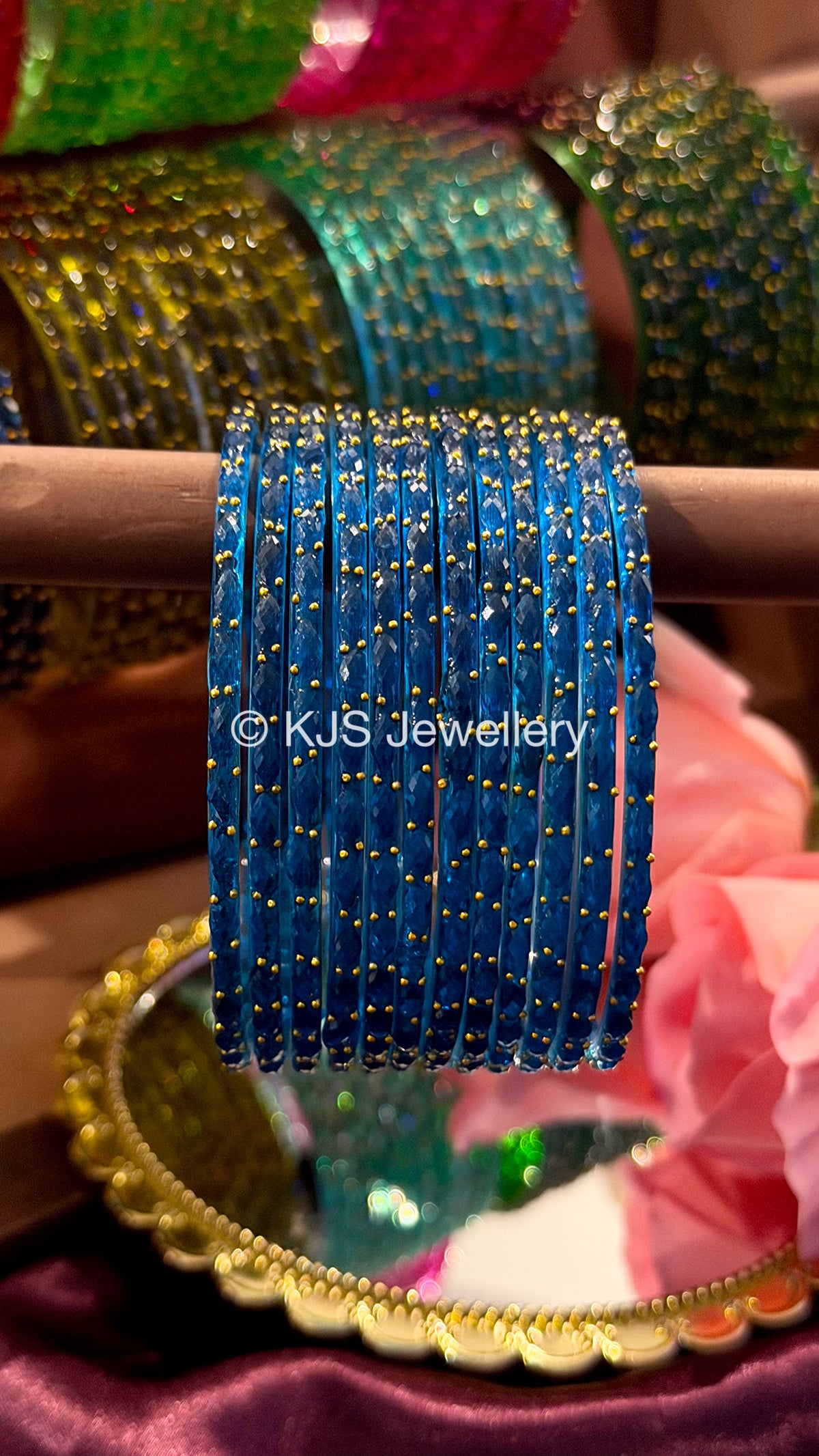 Raindrop glass bangles