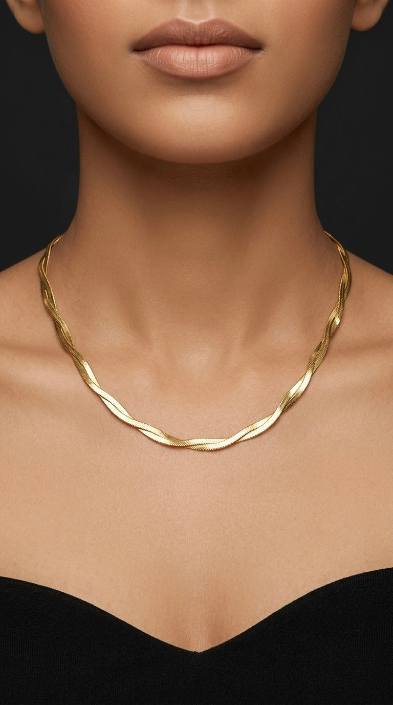 Aisha Gold necklace