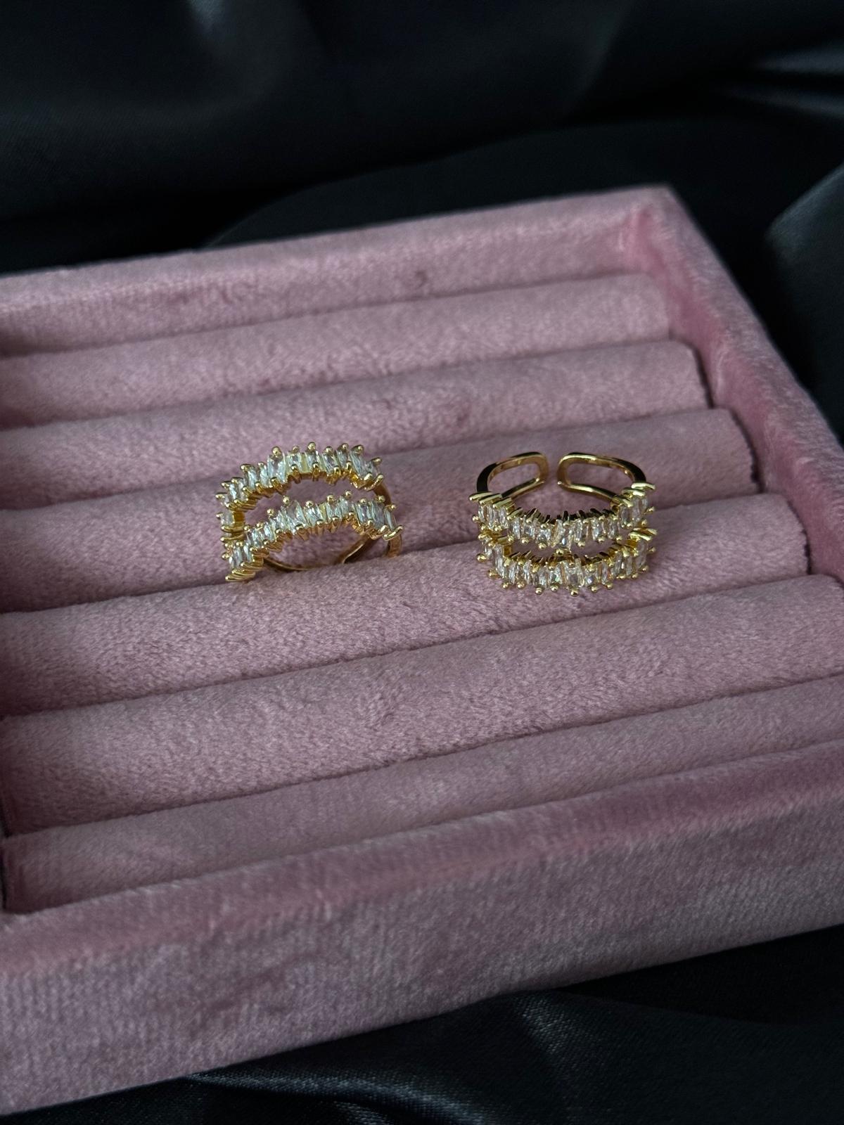 Dorthy ring